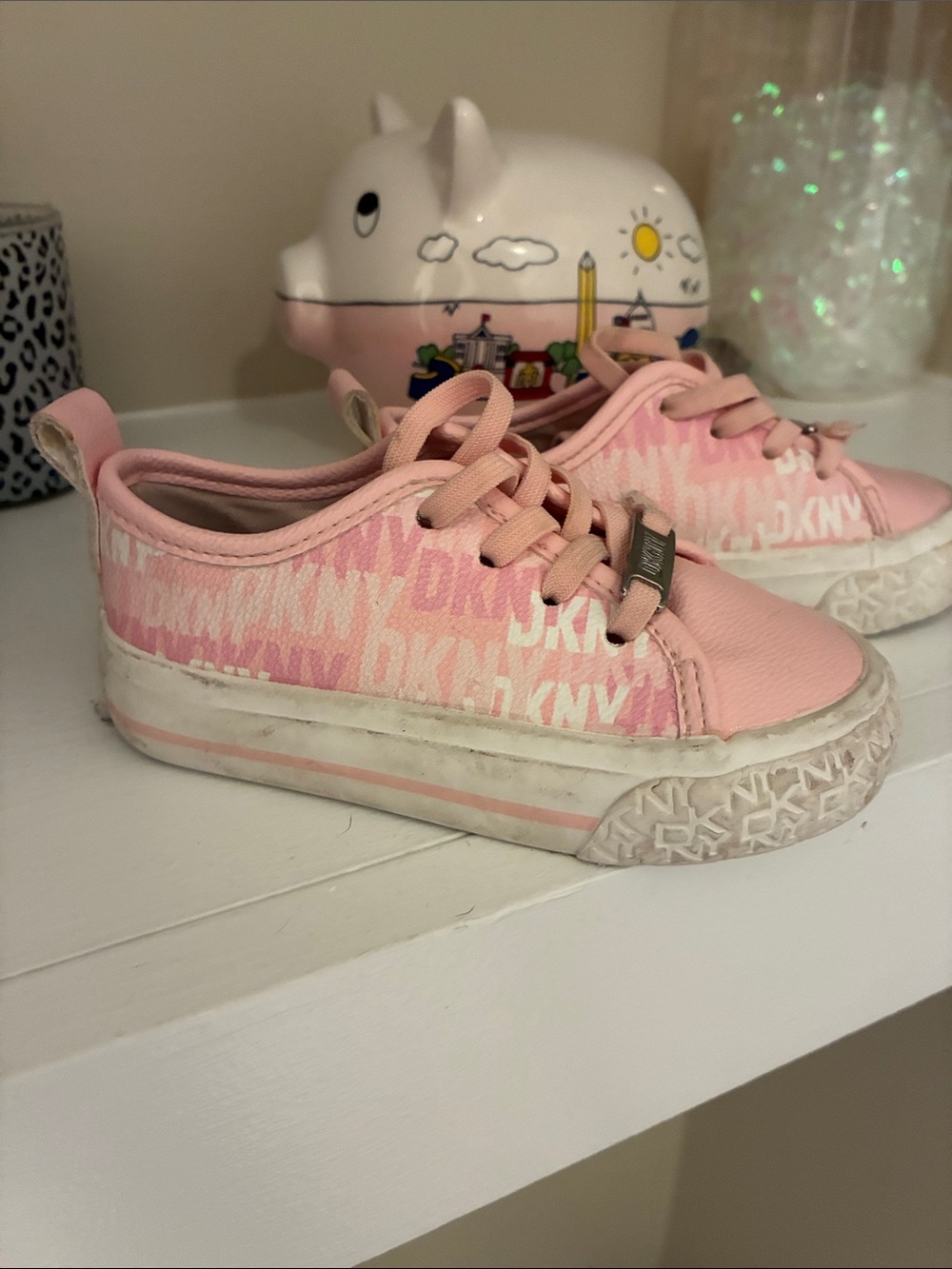 DKNY Kids Pink Logo Low-Top Sneakers